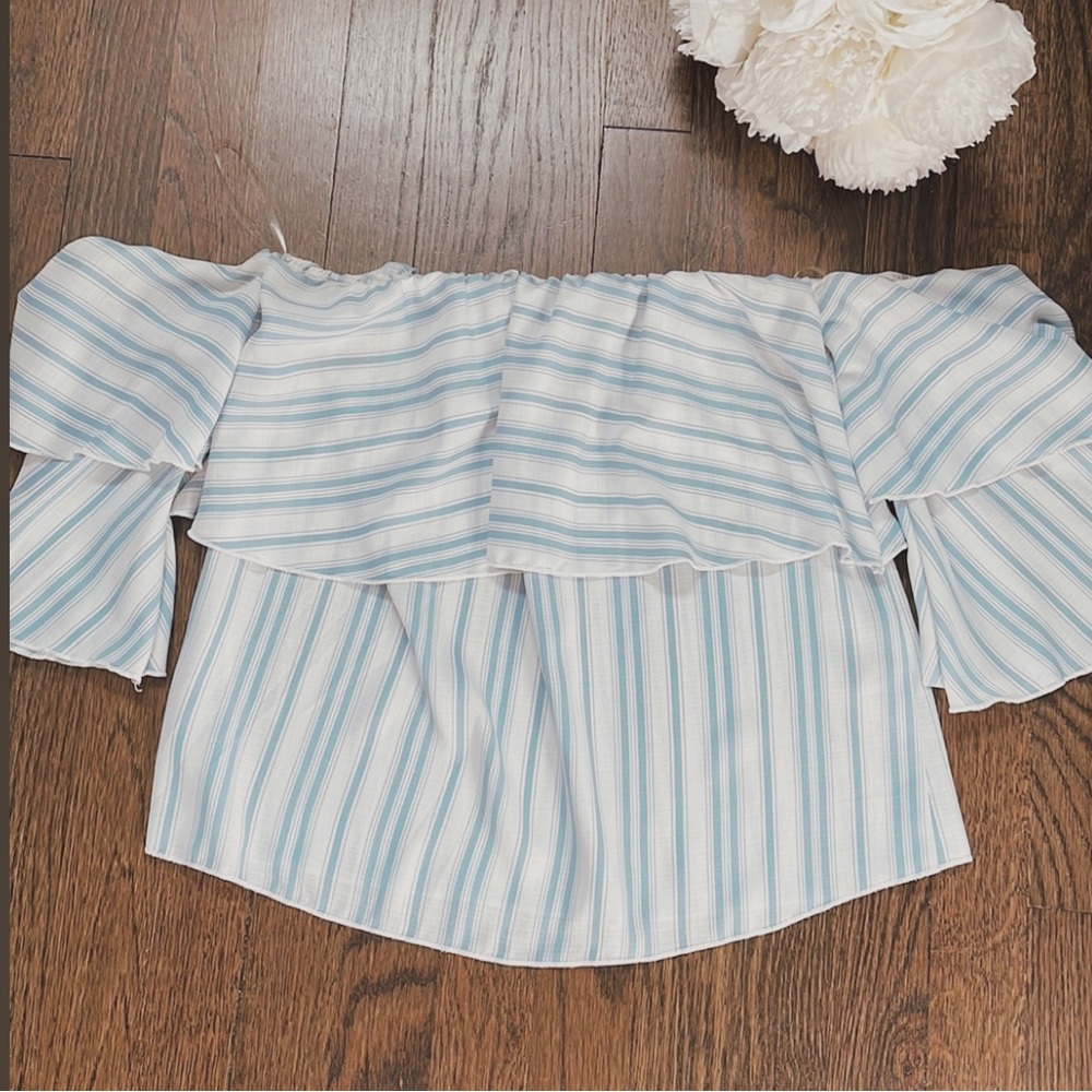 New Mode USA Striped Off-Shoulder Women's Top Light Blue and White